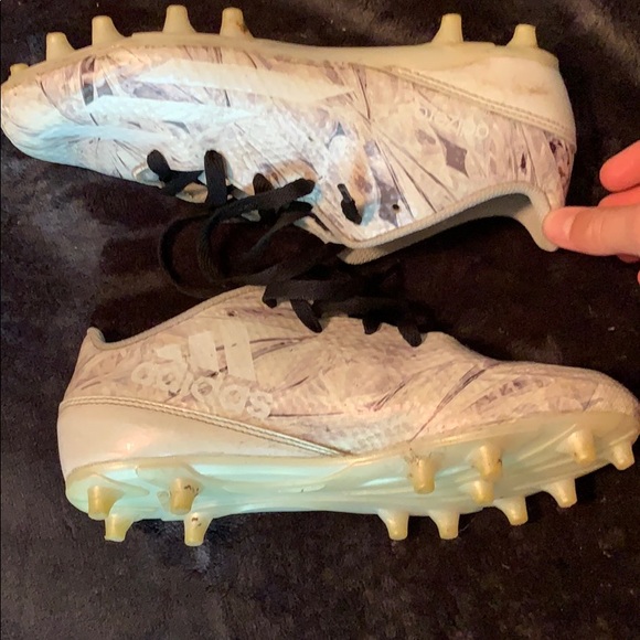 Adidas football cleats - Picture 2 of 4